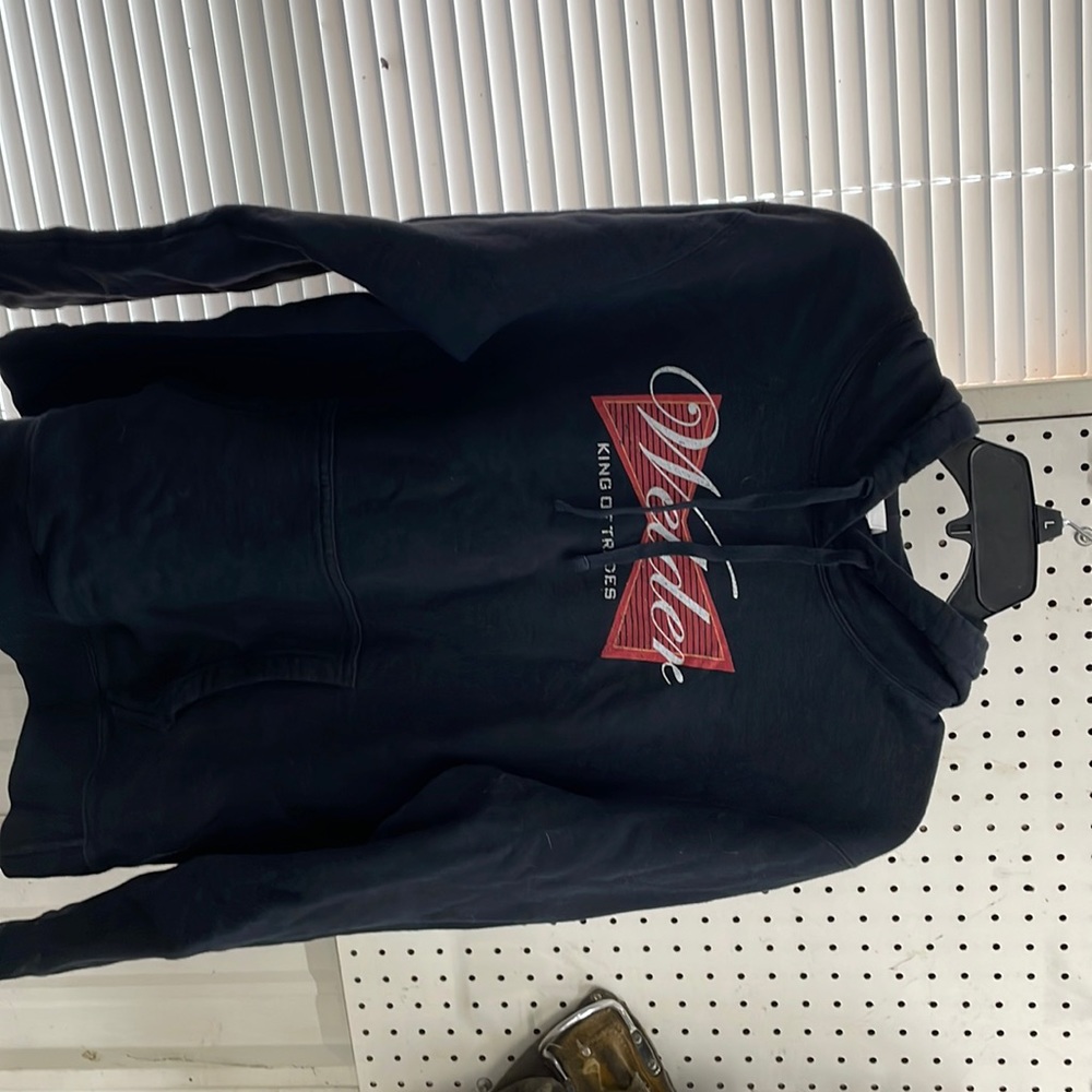 Selling a Medium sweatshirt